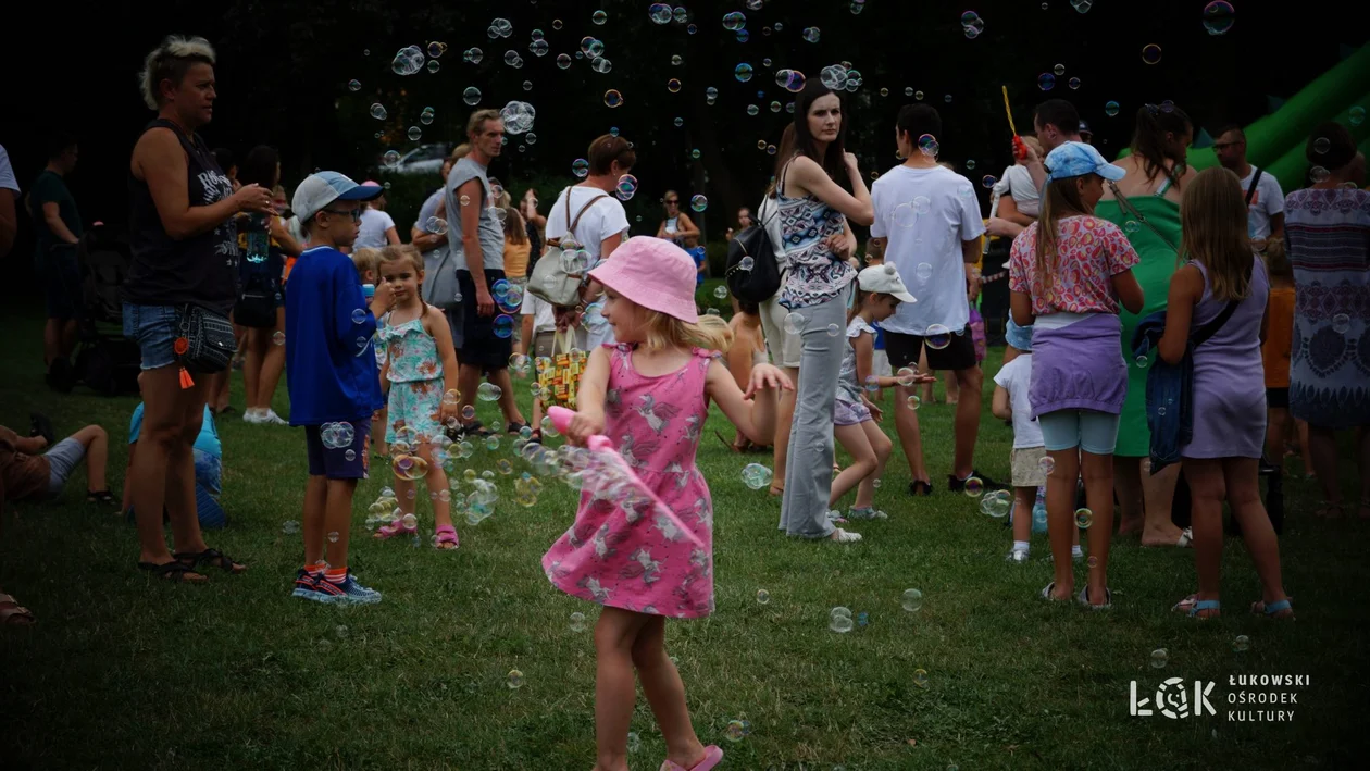 Festiwal Balonów, Baniek Mydlanych i Kolorów w Parku Miejskim w Łukowie