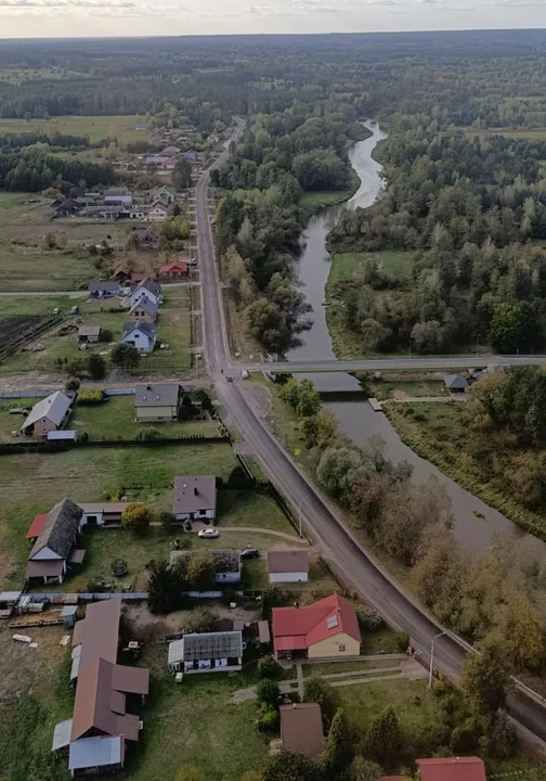 Lubelskie: Uciekinier ze szpitala podejrzany o podwójne zabójstwo, wciąż na wolności. Policja wydała ważny komunikat