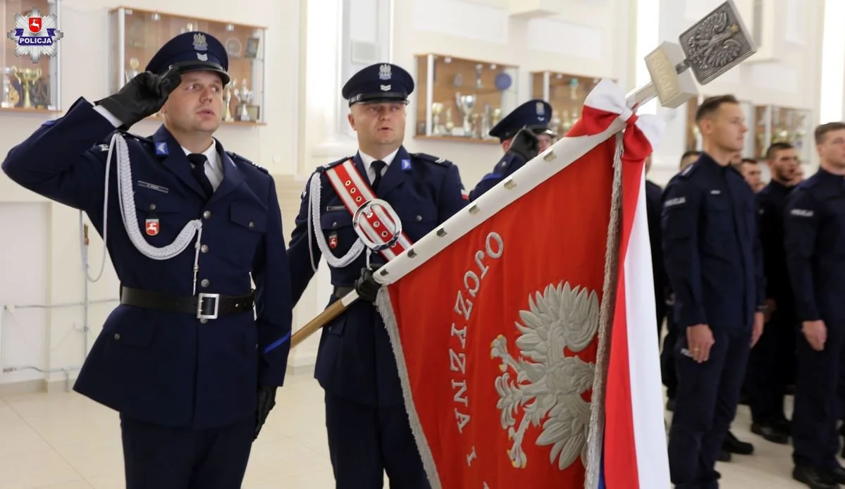Nowi policjanci w lubelskim garnizonie. Złożyli już ślubowanie