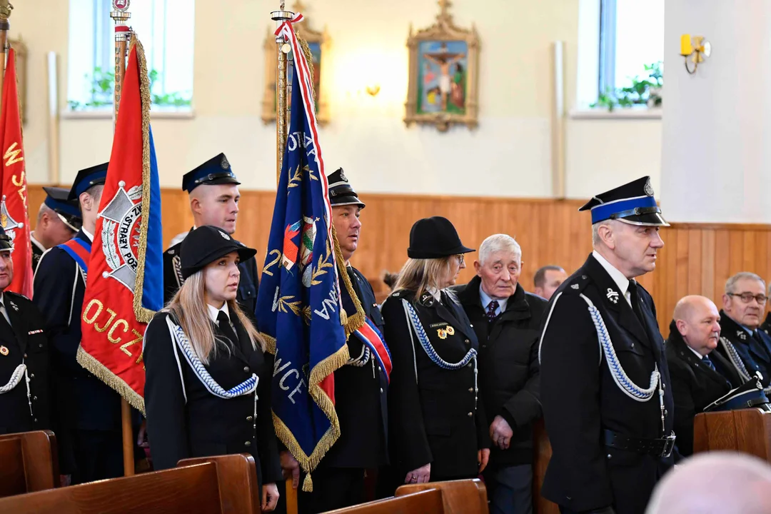 Zarzec Łukowski Msza Św. w intencji zmarłych strażaków z gminy Łuków