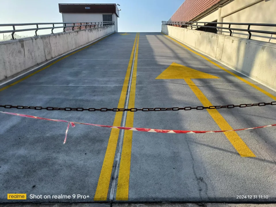 Parking na puławskiej Marinie mo remoncie