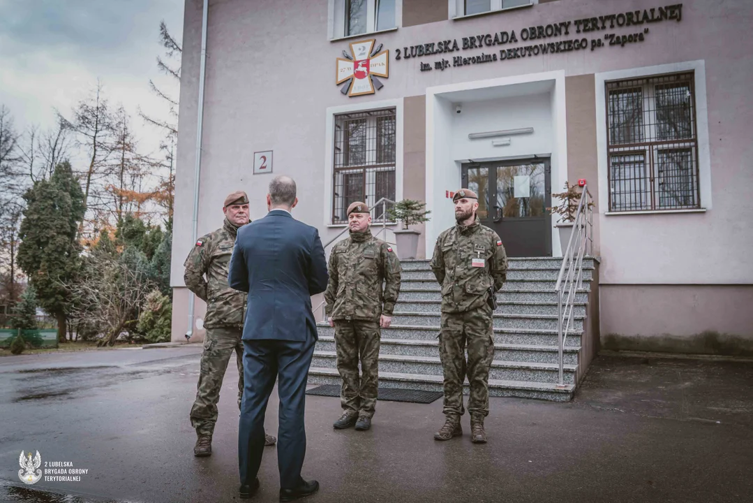 Wiceminister obrony narodowej u lubelskich terytorialsów. "Gest doceniający ich służbę i zaangażowanie"