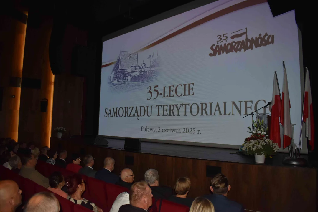 Odznaczenia na 35-lecie Samorządu Terytorialnego w Puławach