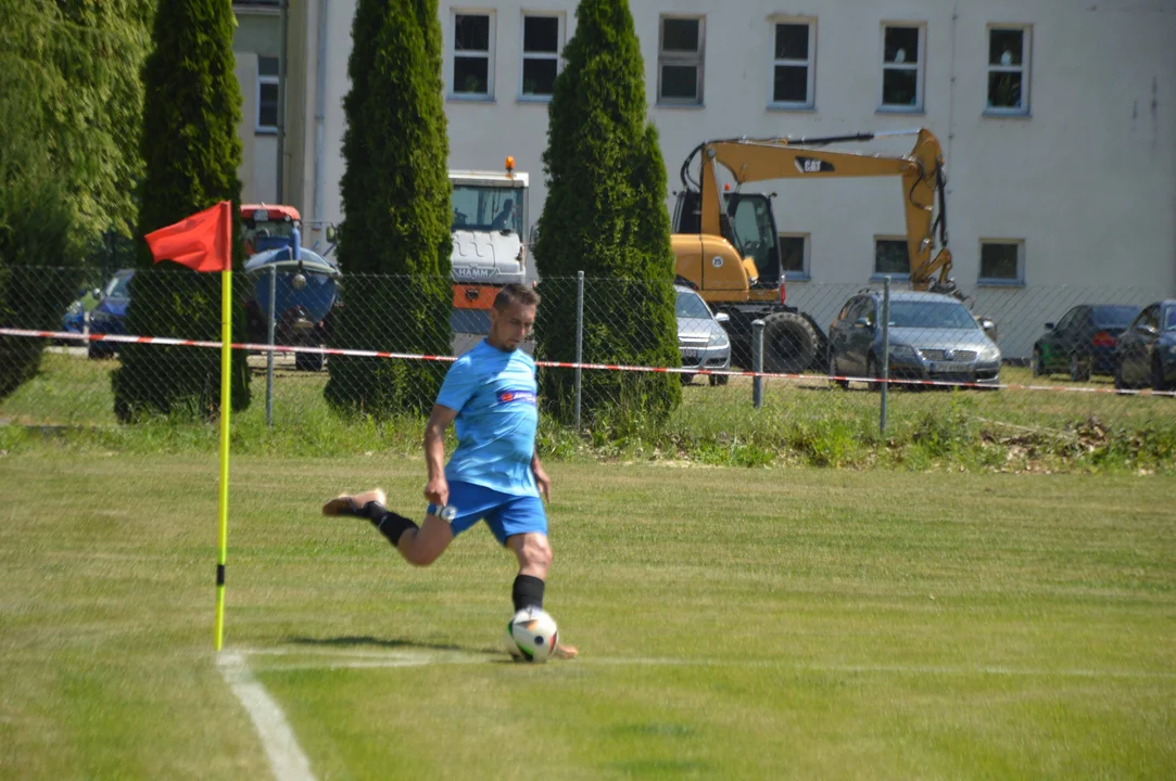 SKS Leokadiów - Amator Rososz-Leopoldów