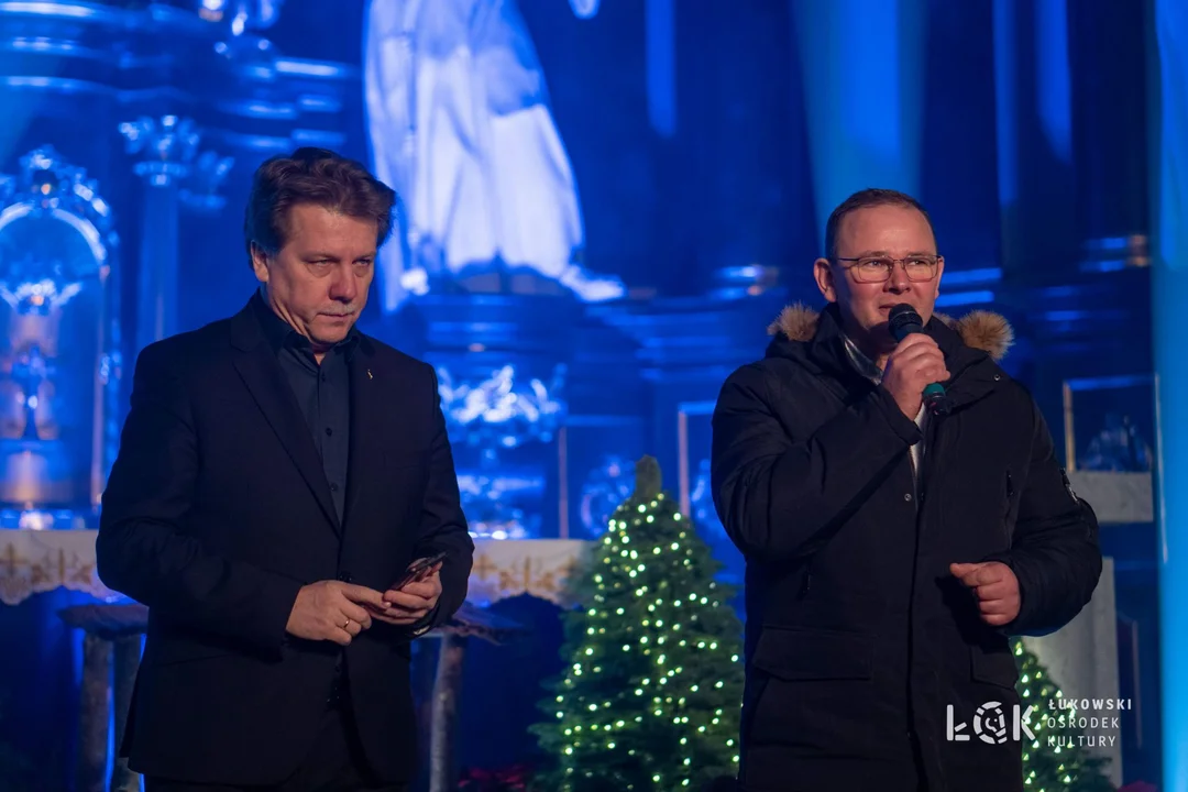 ŁUKÓW Koncert Kolędowy „Przybyli Trzej Królowie” (ZDJĘCIA)Występ wokalistów Fabryki Piosenki ŁOK