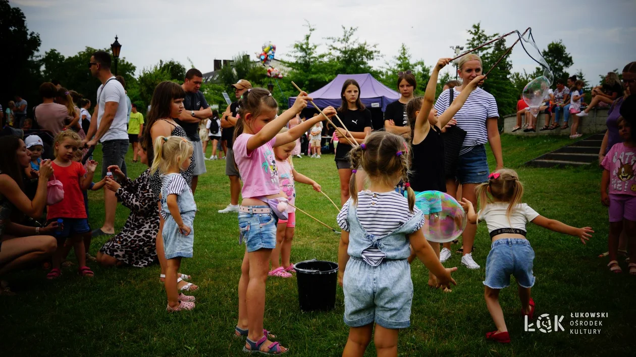 Festiwal Balonów, Baniek Mydlanych i Kolorów w Parku Miejskim w Łukowie