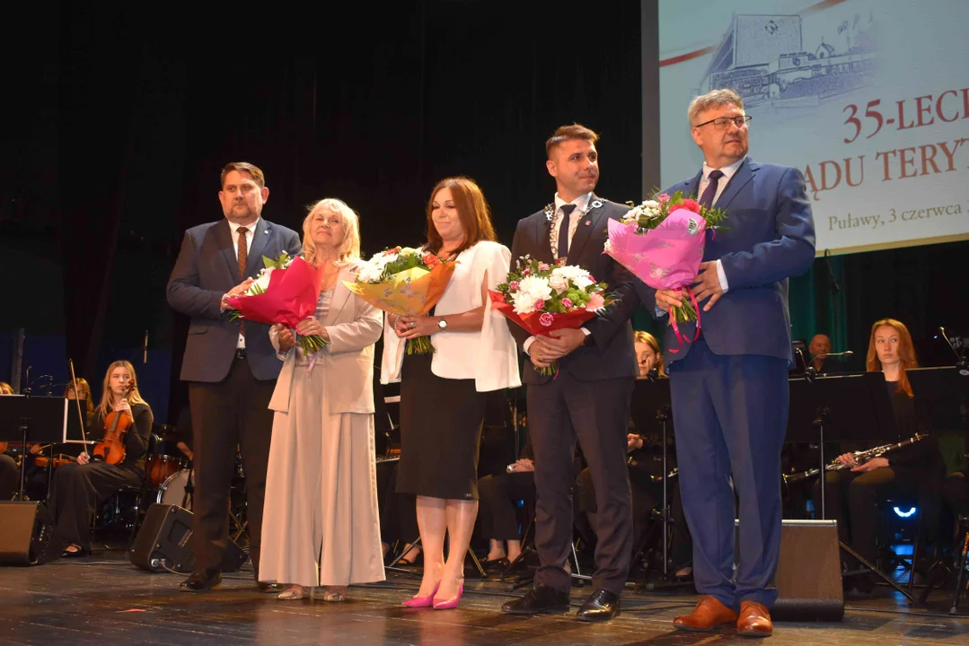 Odznaczenia na 35-lecie Samorządu Terytorialnego w Puławach