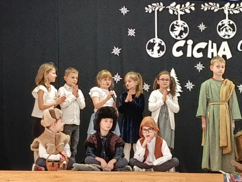 Jasełka w SP w Starym Bidczowie