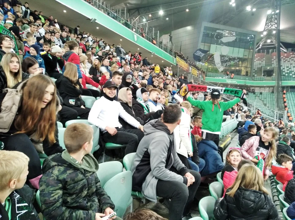 Uczniowie ze Stoczka kibicowali w Warszawie (zdjęcia) Na meczu Ekstraklasy Legia Warszawa-Pogoń Szczecin