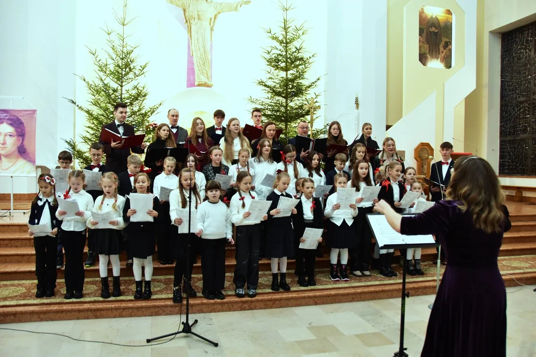 Koncert kolęd w Kościele Brata Alberta w Łukowie (ZDJĘCIA, VIDEO) cz. 2 - Zdjęcie główne