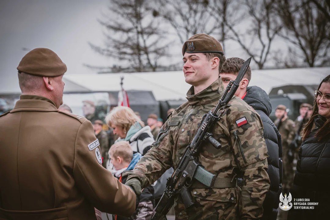 Lublin: Nowi terytorialsi w 2 LBOT. Złożyli już uroczystą przysięgę wojskową