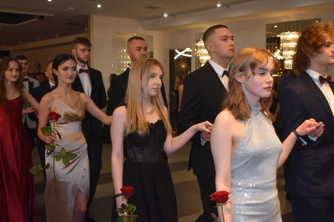 Polonez maturzystów ZST w Puławach