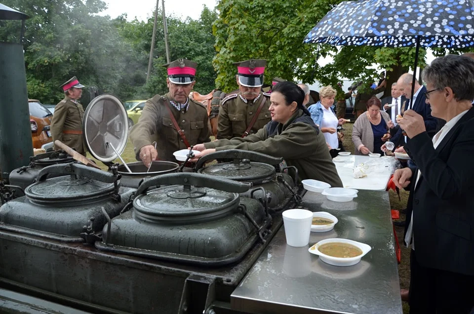 Rekonstrukcja historyczna w Krzywdzie