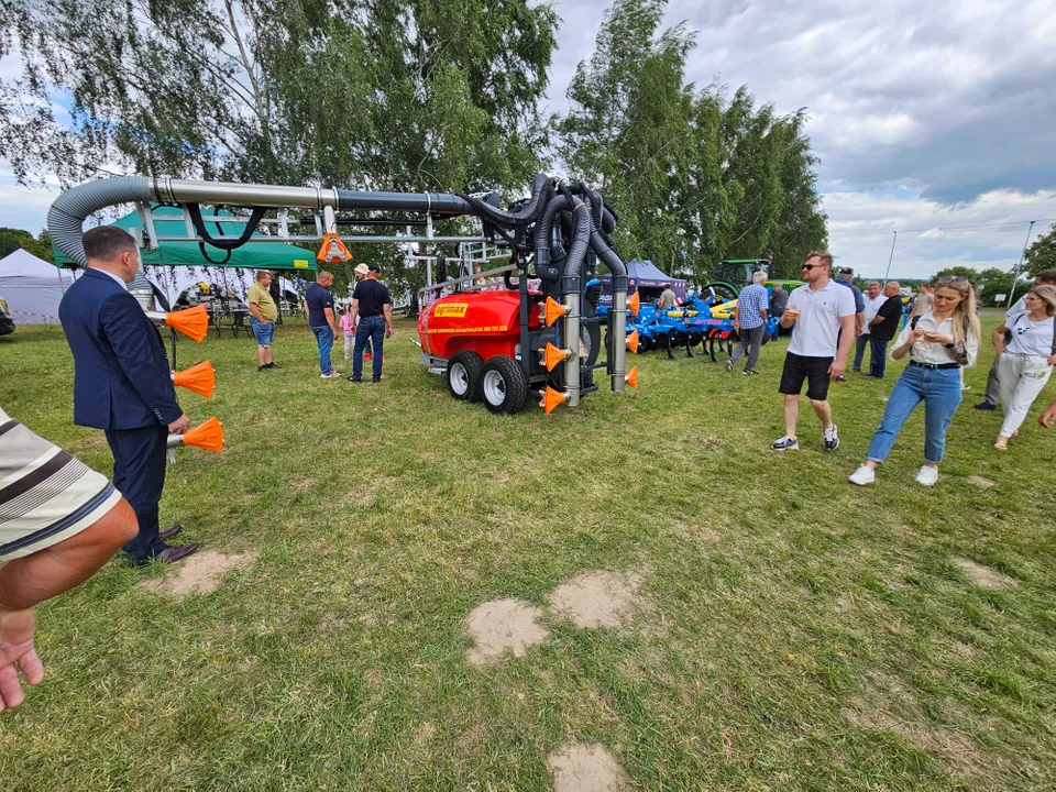 Końskowola gościła pasjonatów rolnictwa i miłośników dobrej zabawy. Dzień Otwarty w LODR pełen atrakcji i emocji