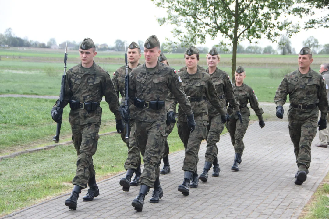 Rekonstrukcja Józefów Duży cz.1