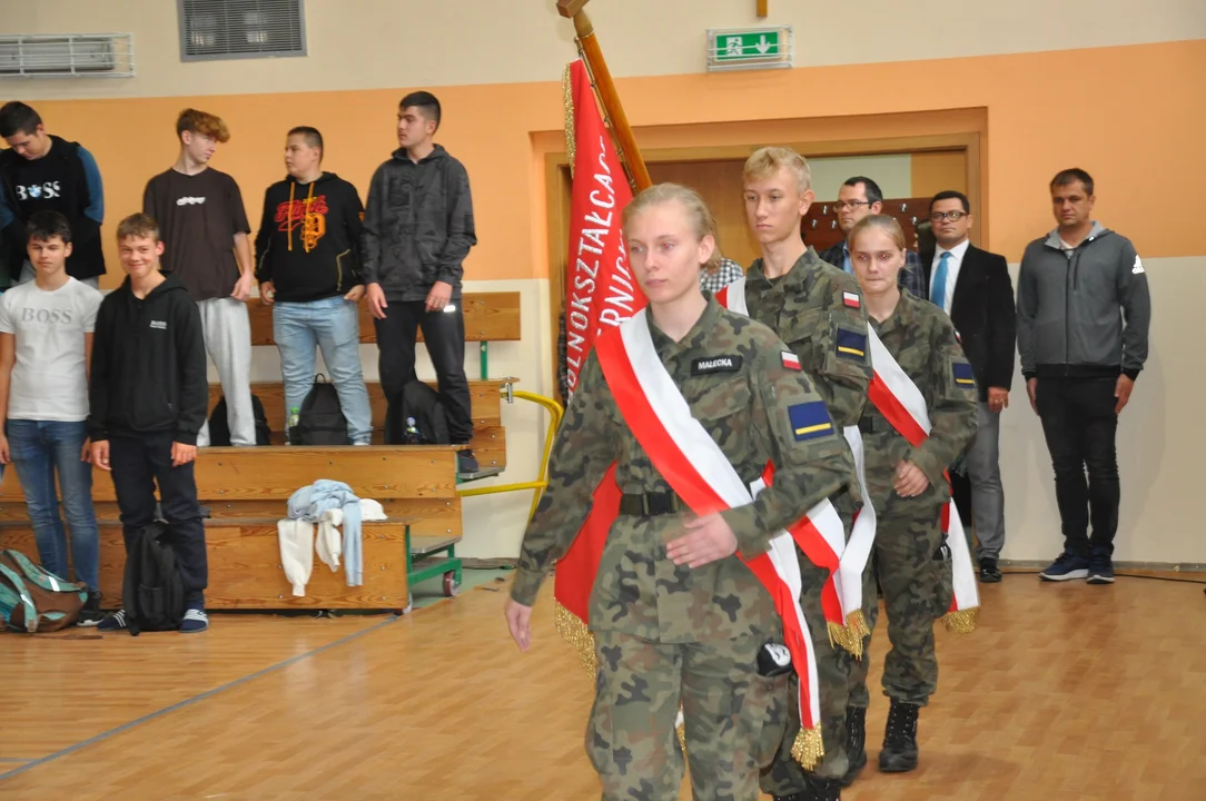 Ślubowanie klas pierwszych w Zespole Szkół w Stoczku Łukowskim