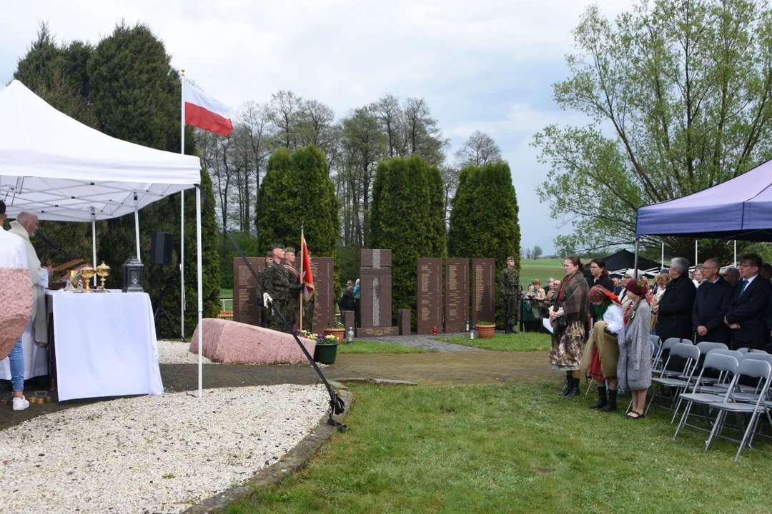 Rekonstrukcja Józefów Duży cz.1