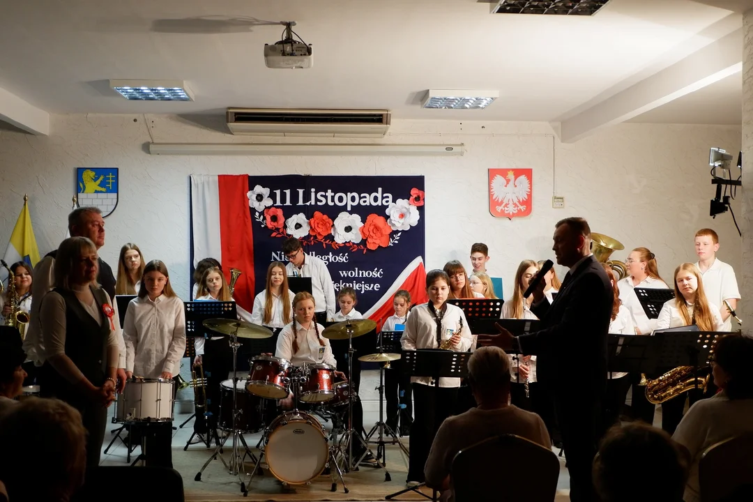 Józefów nad Wisłą uczcił Narodowe Święto Niepodległości (foto) - Zdjęcie główne