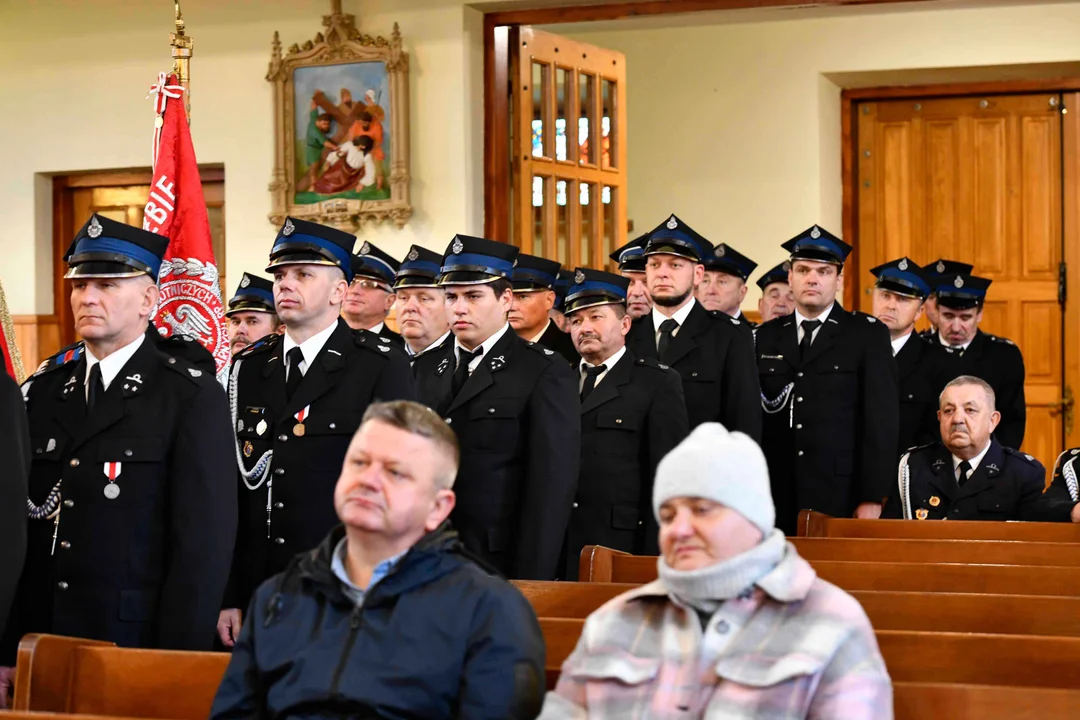 Zarzec Łukowski Msza Św. w intencji zmarłych strażaków z gminy Łuków