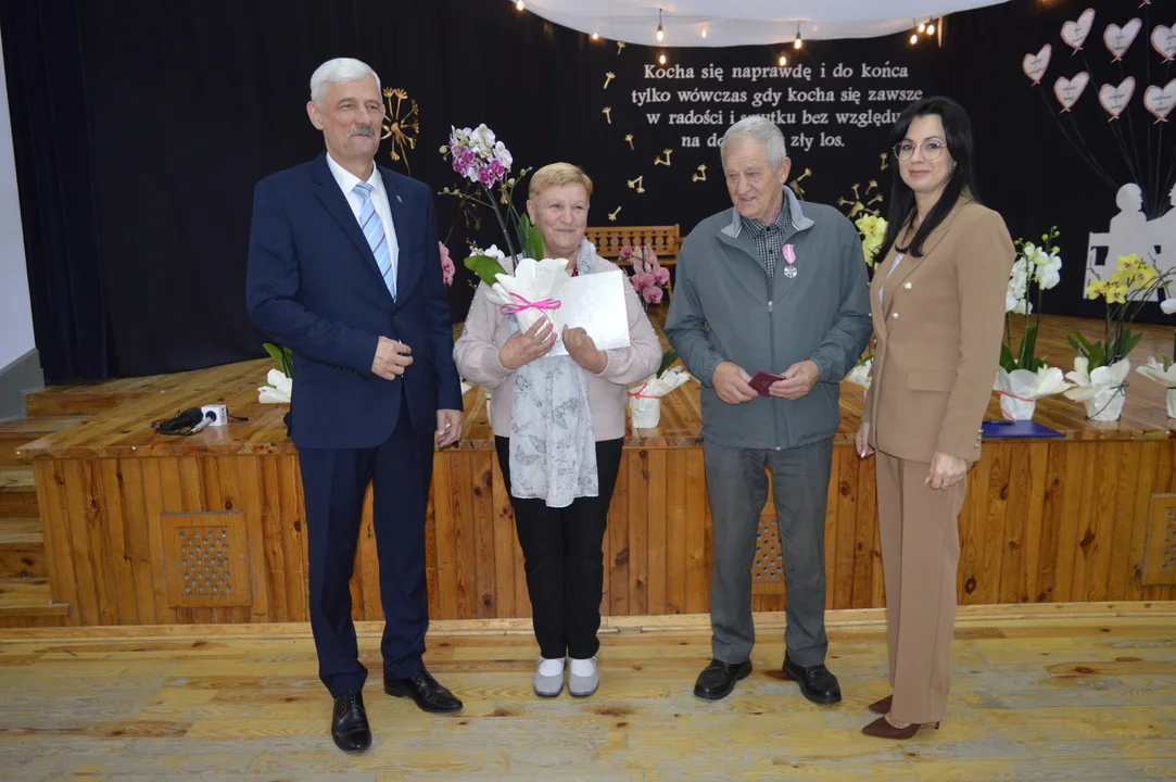 Małżonkowie z gminy Trzebieszów świętowali Złote Gody