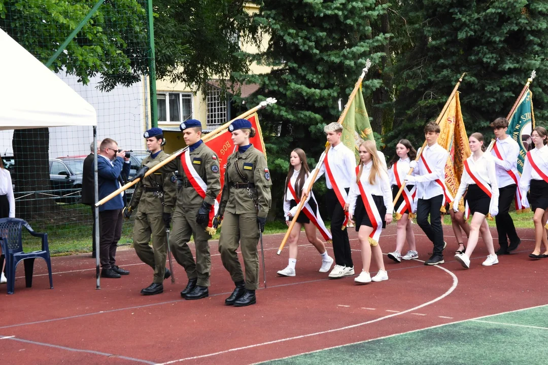 Szkoła Podstawowa w Radoryżu Kościelnym ma nowego patrona. To znany pisarz