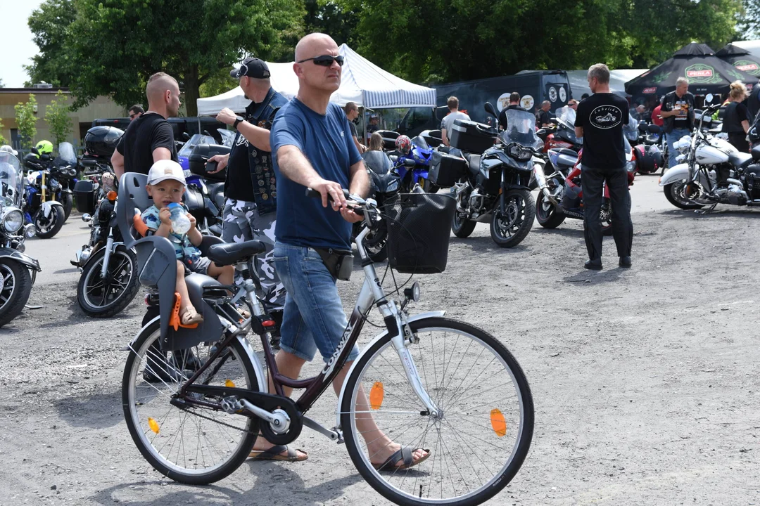 Motocykliści opanowali Łuków. Część I