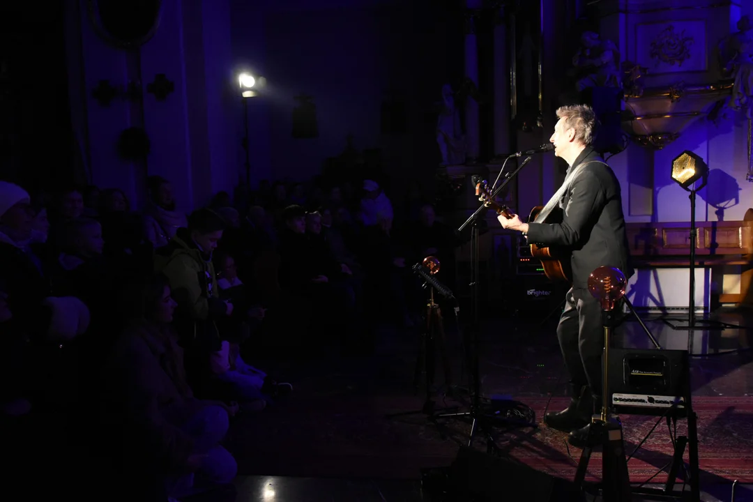 Niesamowity Koncert Kolęd Macieja Miecznikowskiego w Międzyrzecu Podlaskim [ZDJĘCIA] - Zdjęcie główne