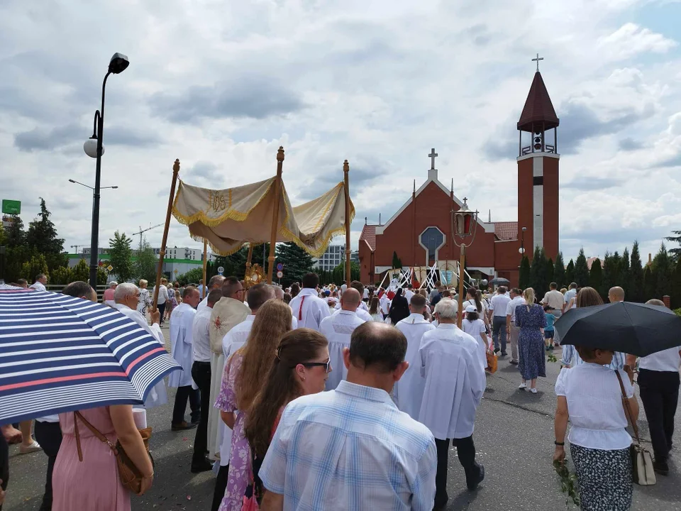 Uroczystość Najświętszego Ciała i Krwi Chrystusa w parafii Świetego Brata Alberta w Łukowie.