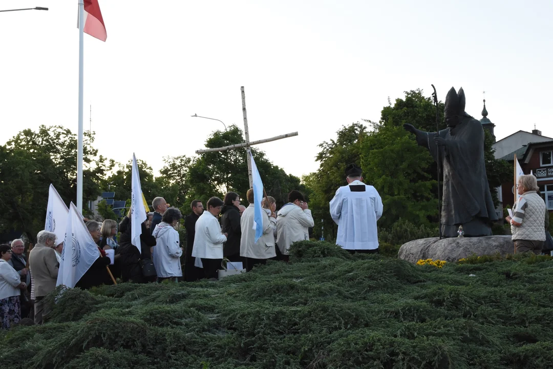 Mieszkańcy Łukowa upamiętnili 104. rocznicę urodzin Karola Wojtyły