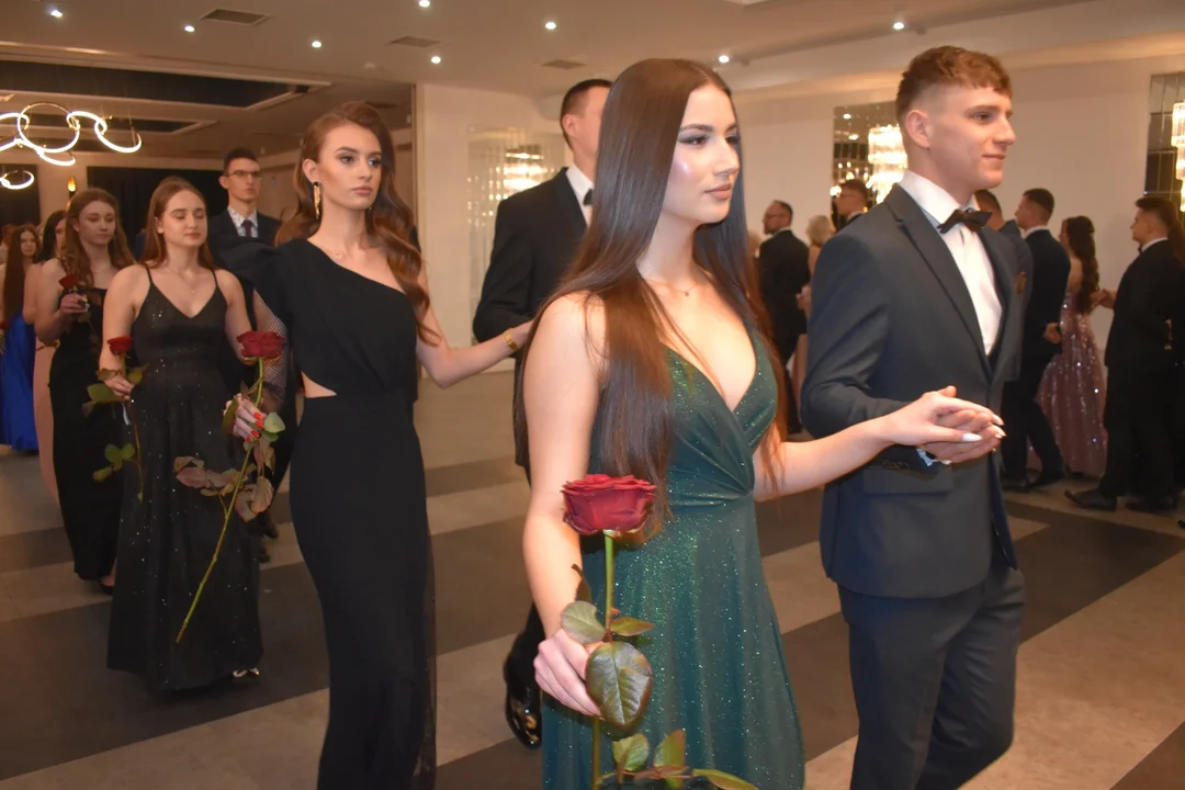 Polonez maturzystów ZST w Puławach