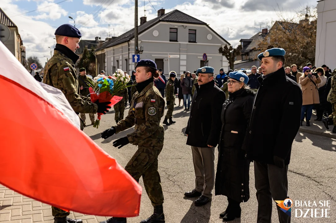 Uroczyste obchody Narodowego Dnia Pamięci Żołnierzy Wyklętych w Białej Podlaskiej. Zdjęcia cz. 2 - Zdjęcie główne