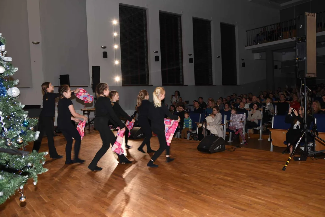 NOWOROCZNY KONCERT UCZNIÓW PAŃSTWOWEJ SZKOŁY MUZYCZNEJ W ŁUKOWIE
