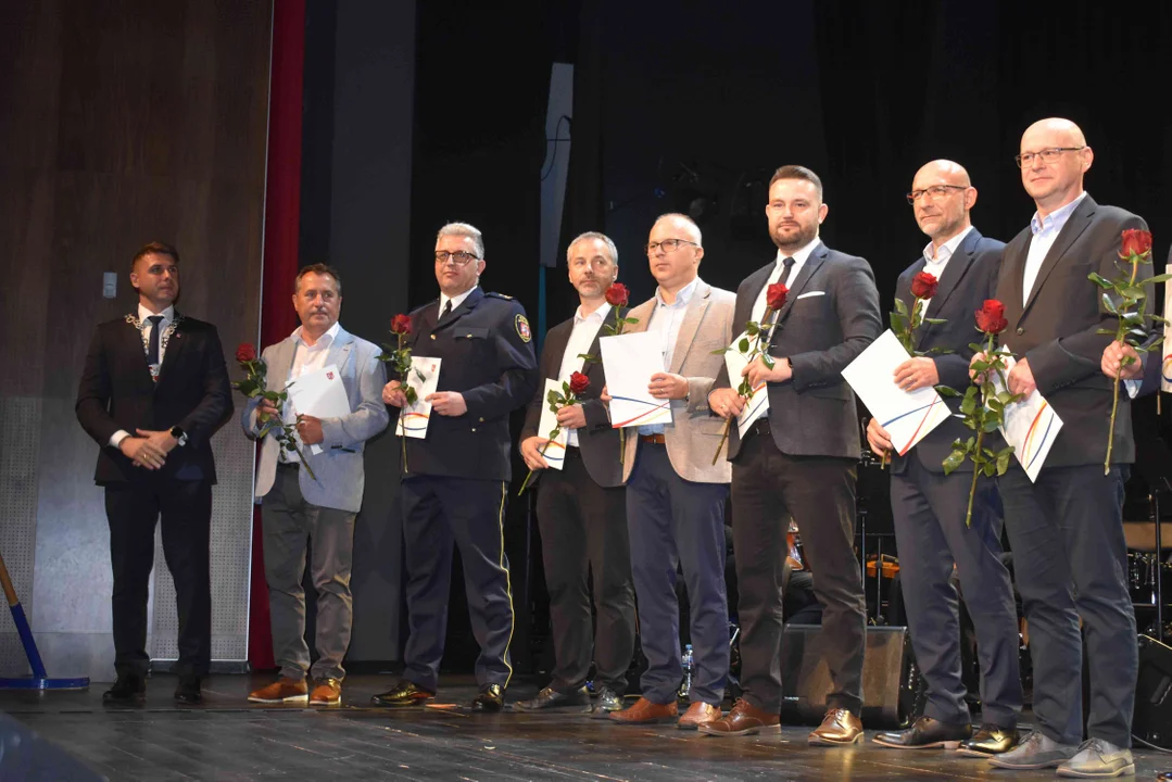 Odznaczenia na 35-lecie Samorządu Terytorialnego w Puławach