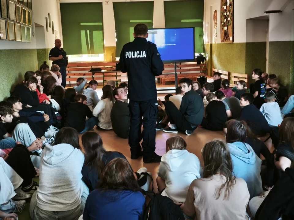 Powiat opolski: O przemocy rówieśniczej