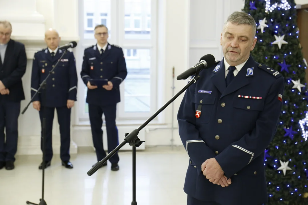 Lublin: Pożegnali się z policyjnym mundurem. Naczelnicy i dowódca odchodzą na emeryturę