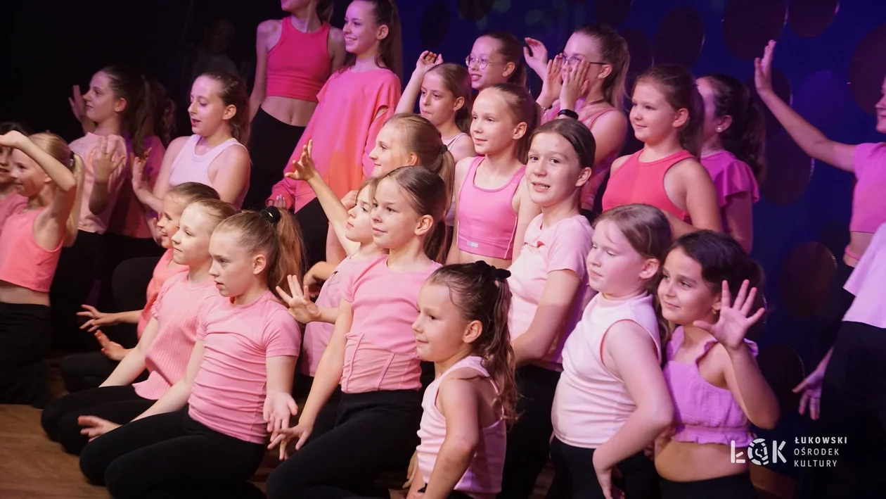 Koncert taneczny „Witajcie w naszej bajce” w wykonaniu ŁOK Dance Factory