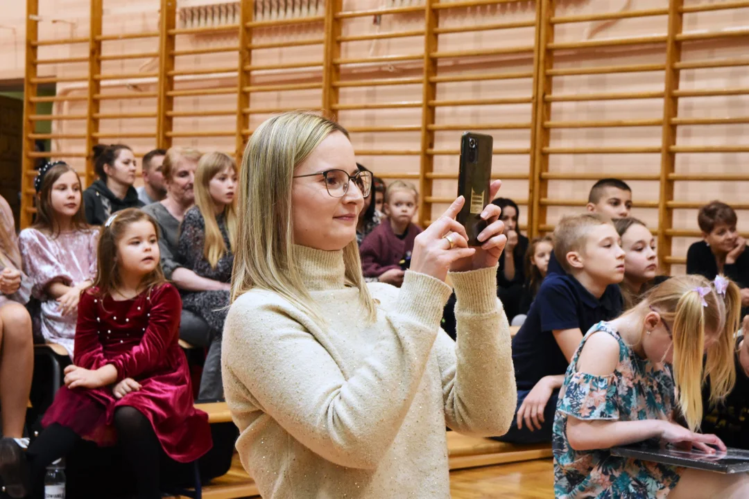 Ale zdolni młodzi ludzie! Gminny Przegląd Talentów w Krzywdzie