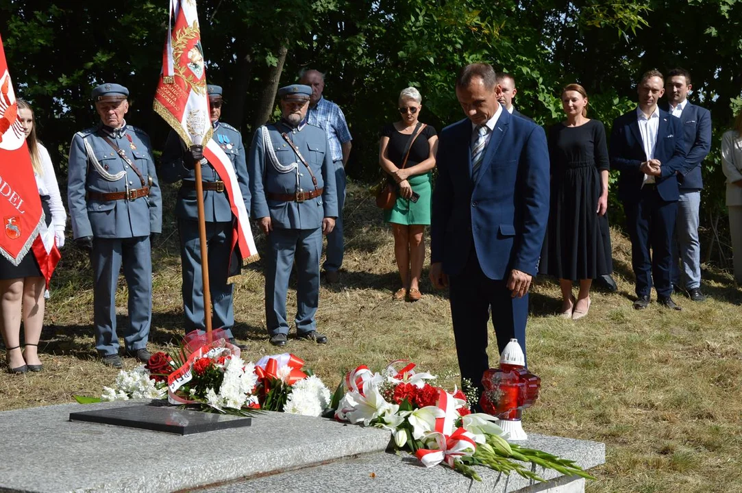 Uroczystość odsłonięcia ronda im. generała Tadeusza Rozwadowskiego w Chodlu