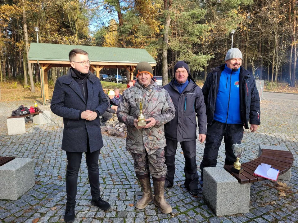 Zawody Wędkarskie "Niepodległościowy Spining 2023" nad Zalewem Zimna Woda