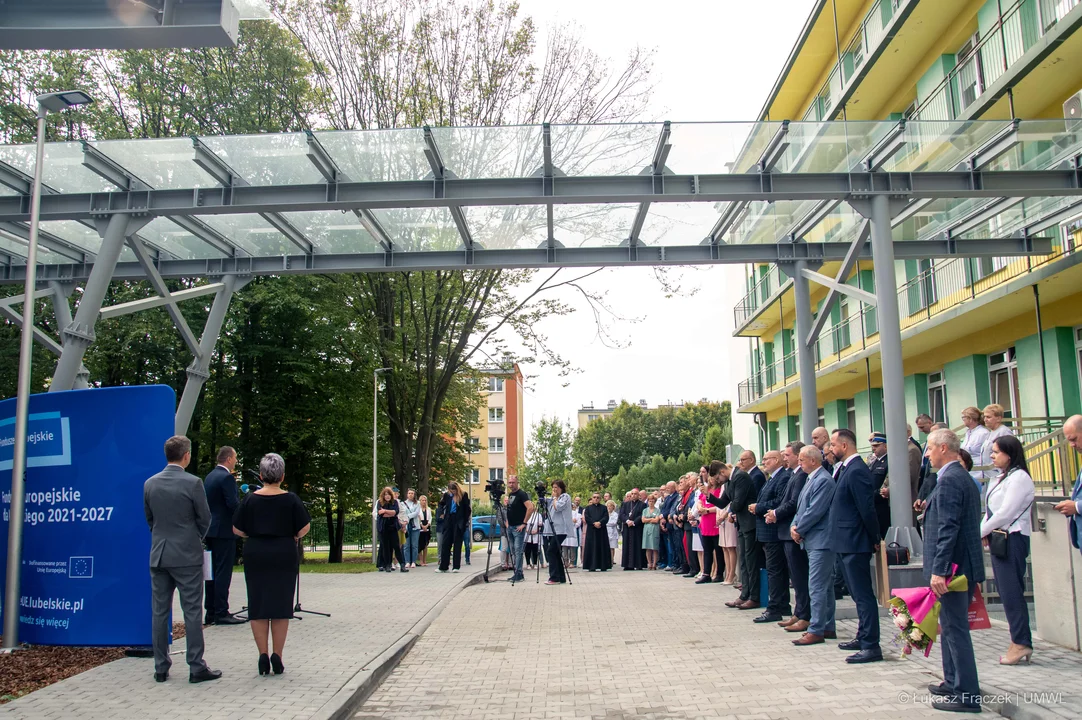 Województwo lubelskie: Szpital w regionie ma nową porodówkę. Została już oficjalnie otwarta