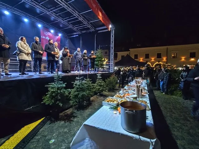 18. Kazimierski Jarmark Świąteczny – świąteczna magia w Kazimierzu Dolnym (foto) - Zdjęcie główne