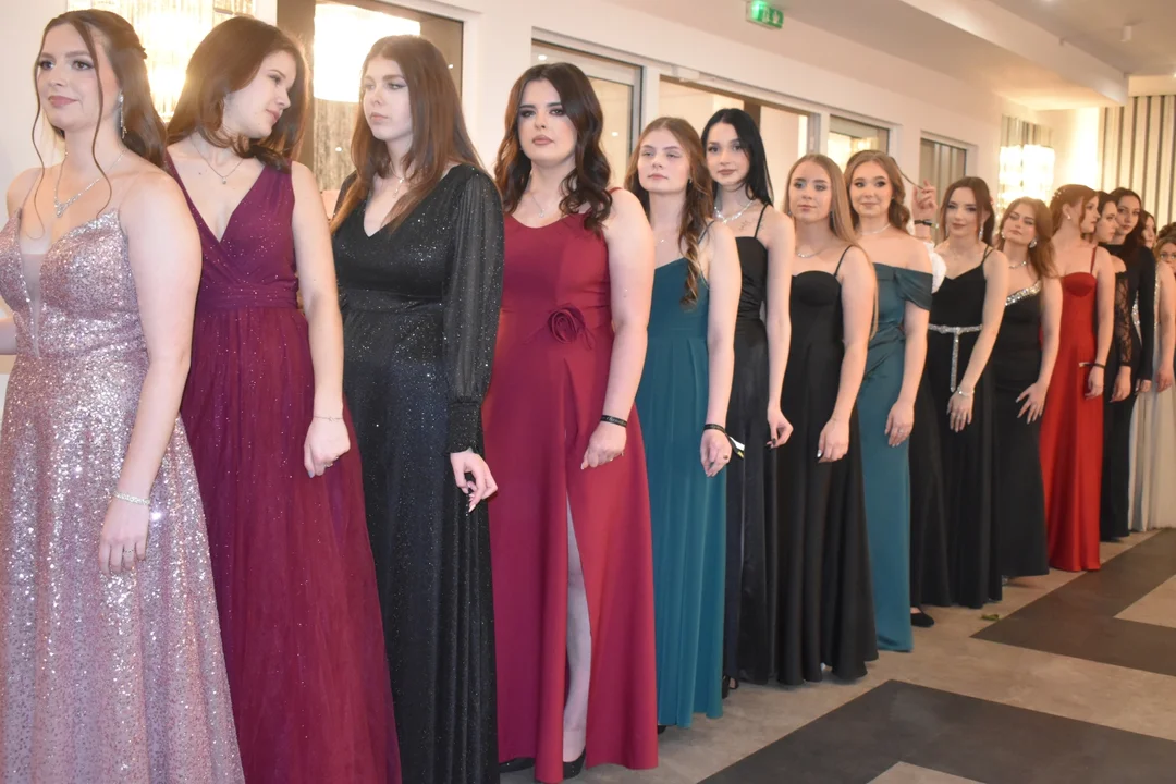 Polonez maturzystów ZST w Puławach