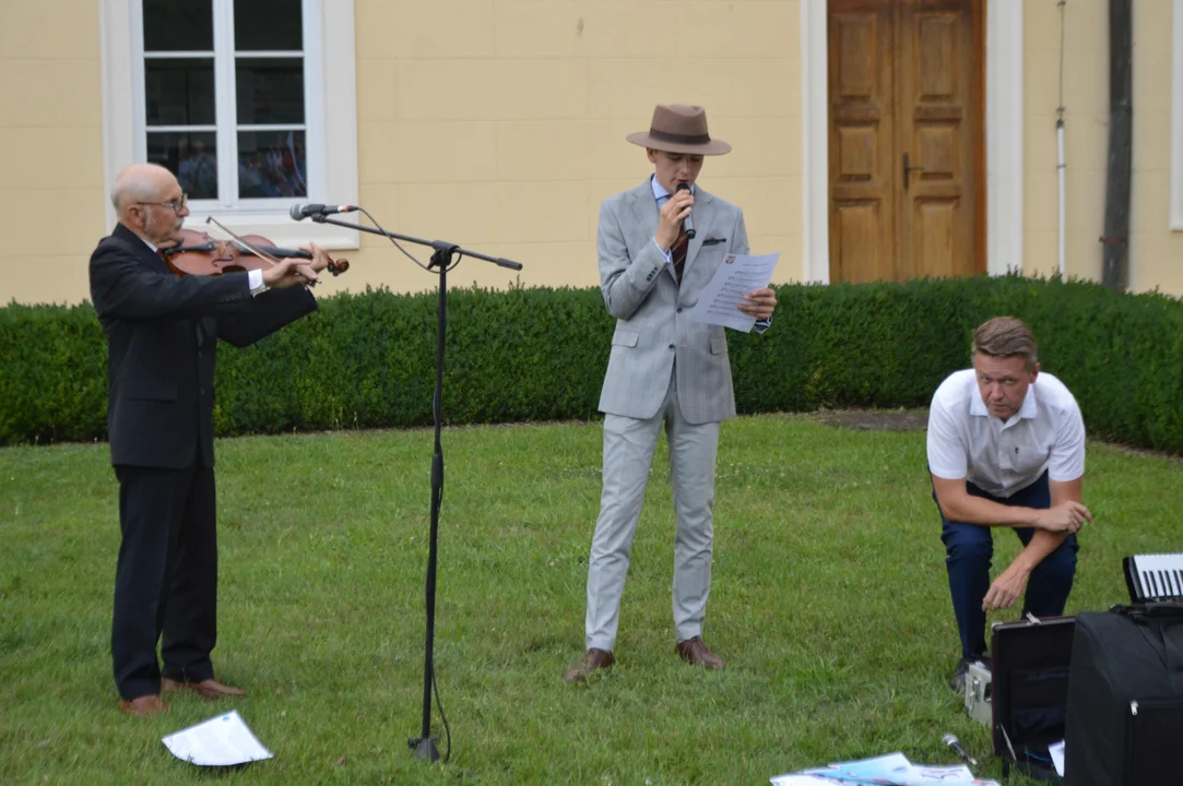 Obchody Powstania Warszawskiego w Puławach