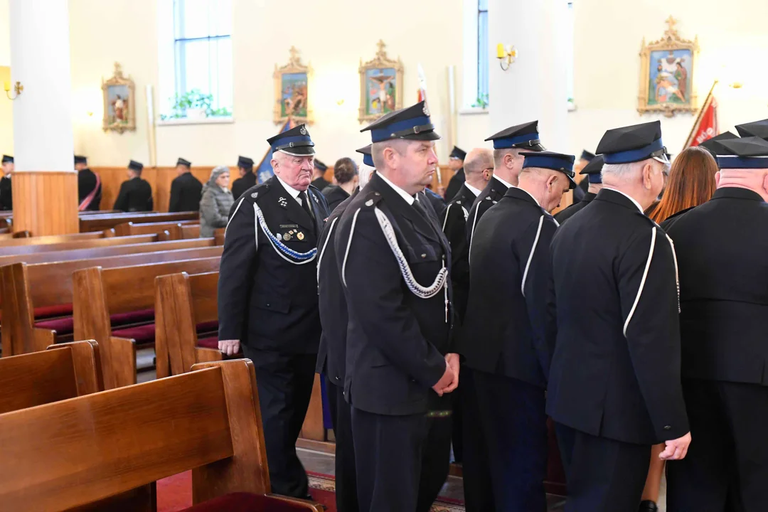 Zarzec Łukowski Msza Św. w intencji zmarłych strażaków z gminy Łuków