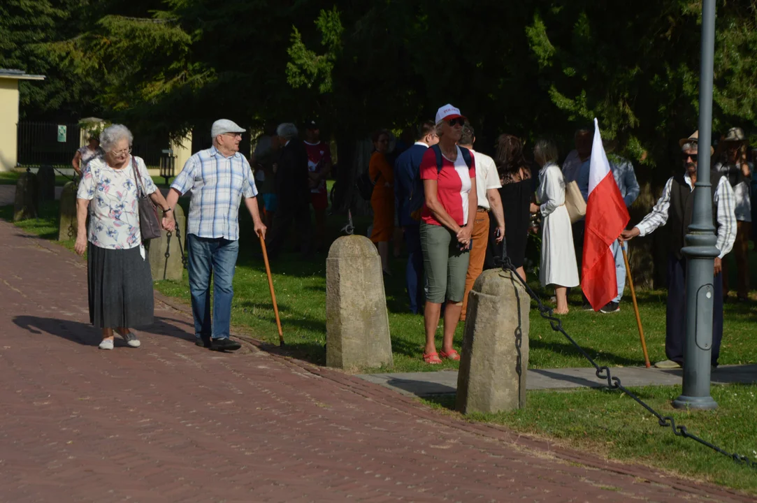 Obchody Powstania Warszawskiego w Puławach