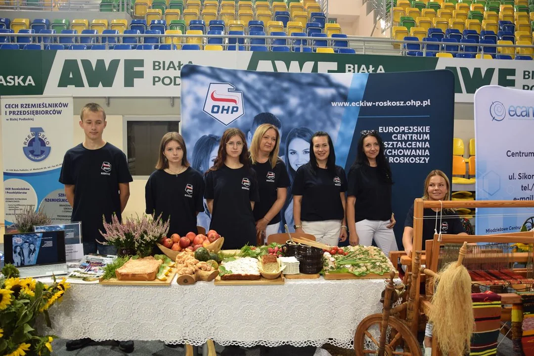 Targi Pracy Powiatowego Urzedu Pracy w Białej Podlaskiej