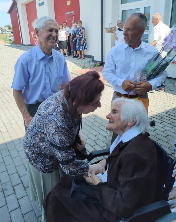 100 urodziny Pani Emilii Grudzień z Niedźwiadki