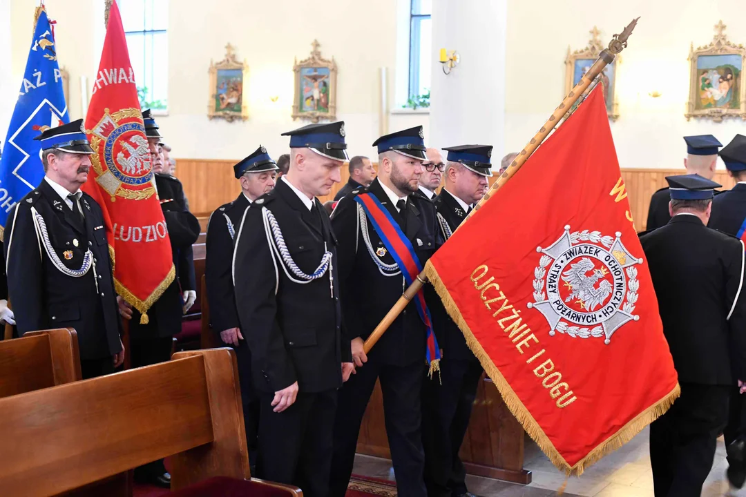 Zarzec Łukowski Msza Św. w intencji zmarłych strażaków z gminy Łuków