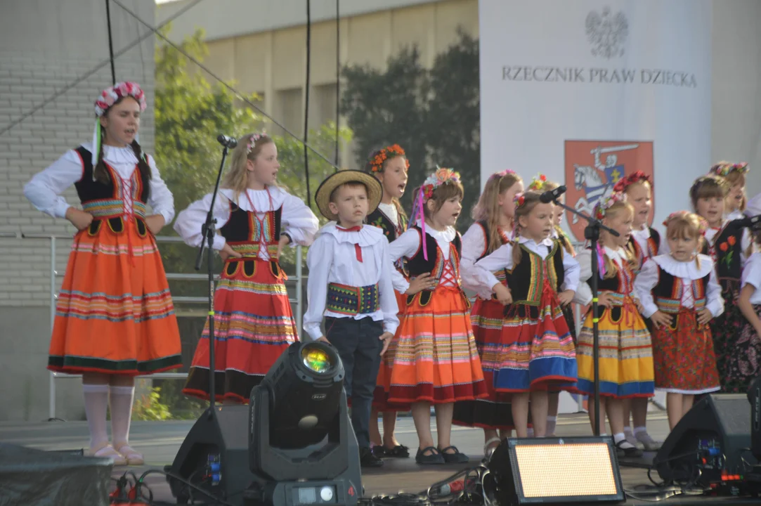 Muzyka z różnych stron świata wybrzmiała na Placu Chopina (zdjęcia) - Zdjęcie główne