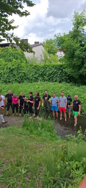 Weszli do Krzny i posprzątali rzekę - Zdjęcie główne